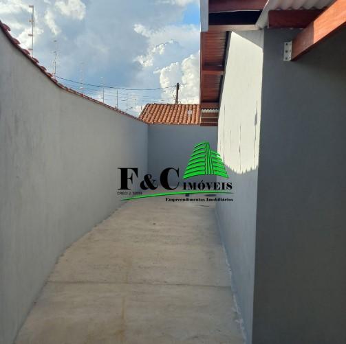 Casa à venda com 2 quartos, 170m² - Foto 6