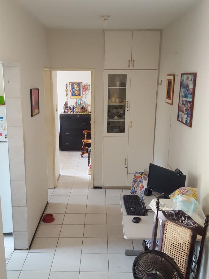 Apartamento para alugar com 1 quarto, 56m² - Foto 8