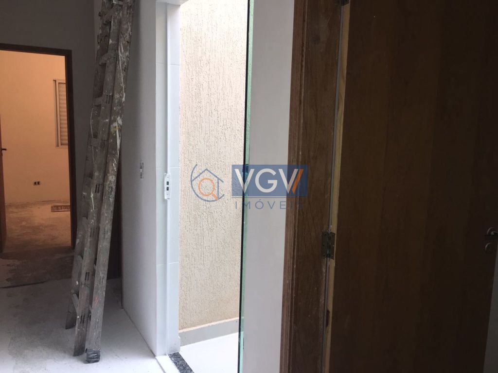 Casa à venda com 3 quartos, 100m² - Foto 8