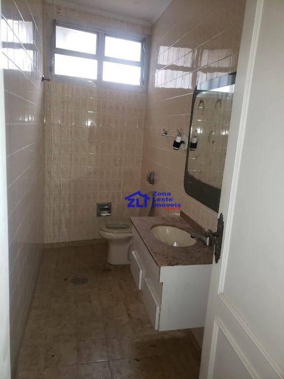 Sobrado à venda com 4 quartos, 320m² - Foto 8