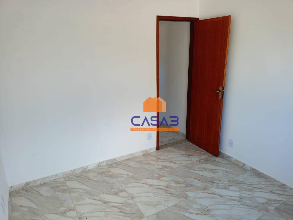 Casa à venda com 2 quartos, 75m² - Foto 9