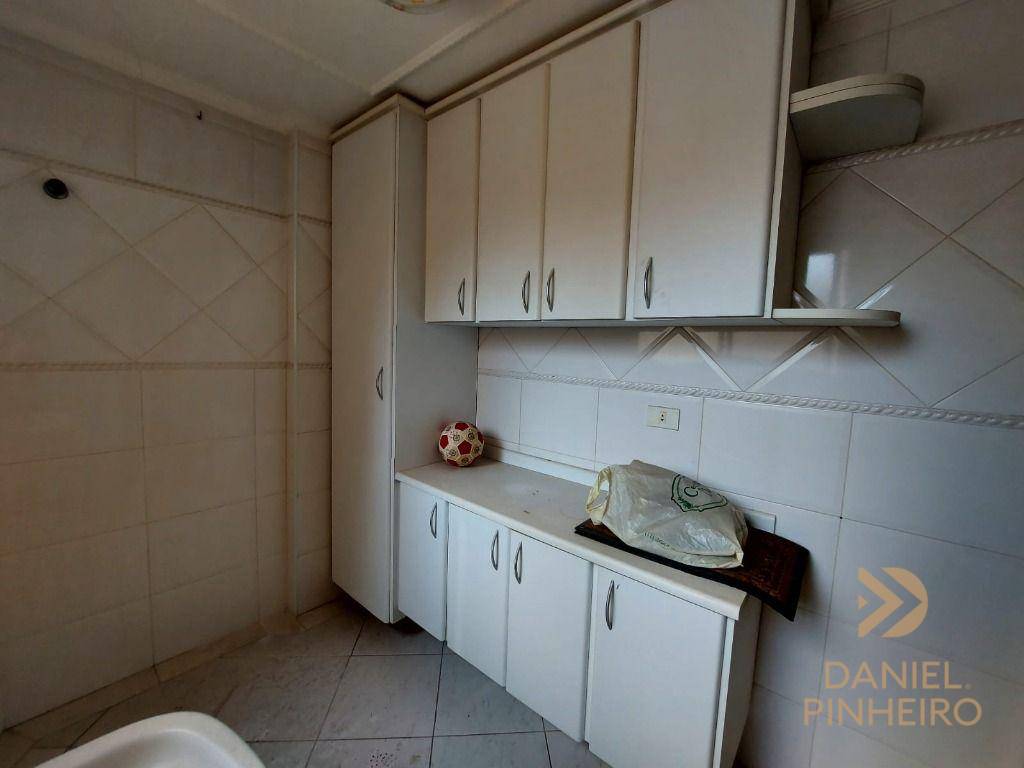 Apartamento à venda com 3 quartos, 117m² - Foto 21