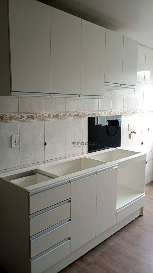 Apartamento à venda com 2 quartos, 58m² - Foto 3