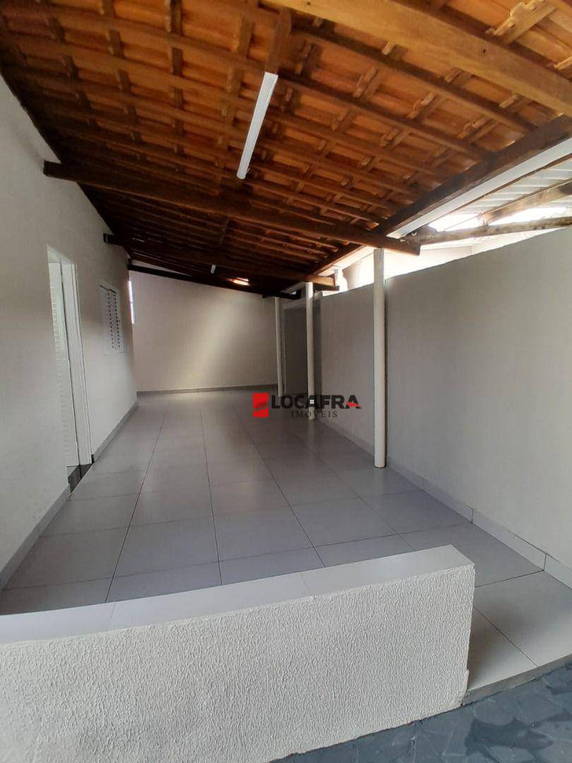 Casa à venda com 3 quartos, 160m² - Foto 9