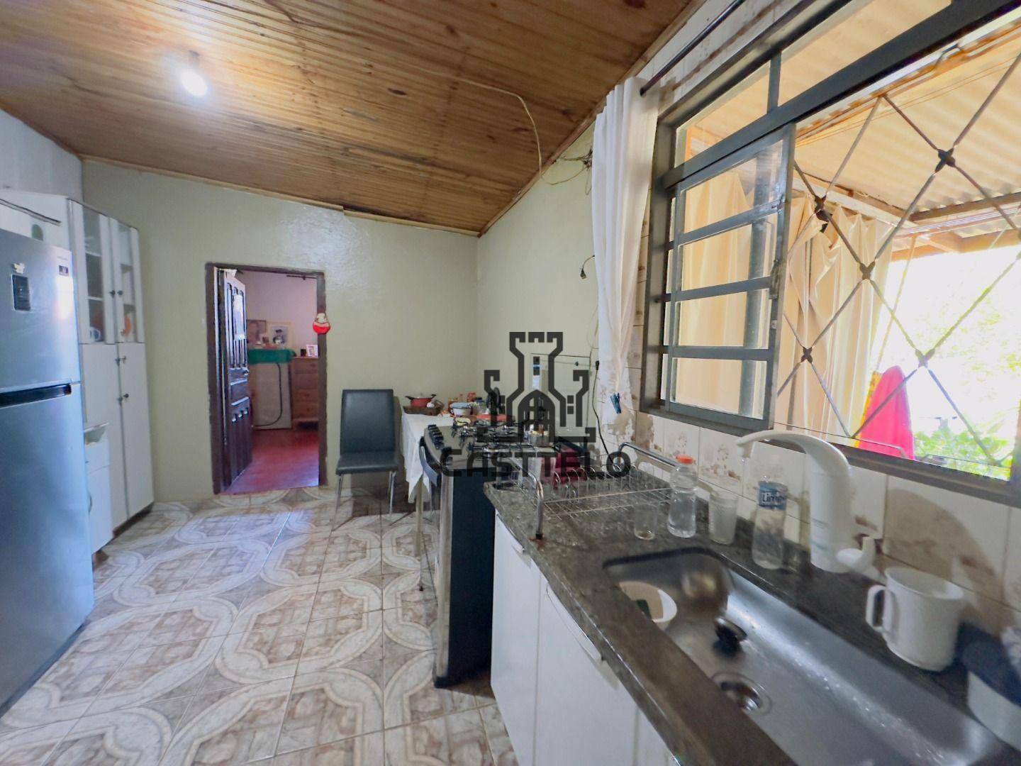 Casa à venda com 4 quartos, 93m² - Foto 6