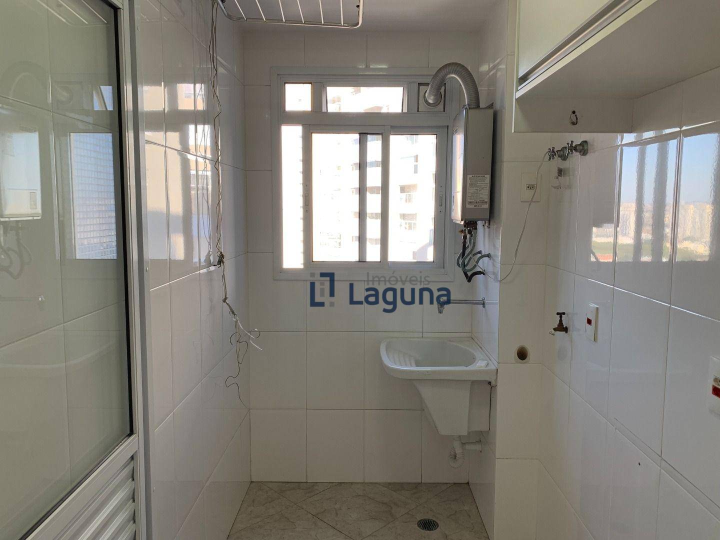 Apartamento à venda com 3 quartos, 158m² - Foto 6