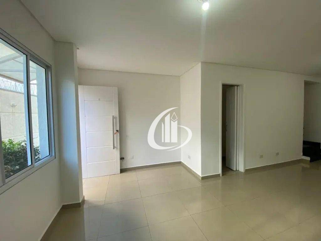 Sobrado para alugar com 3 quartos, 120m² - Foto 4