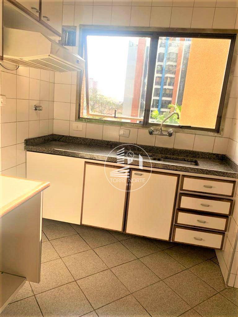 Apartamento à venda com 3 quartos, 119m² - Foto 15