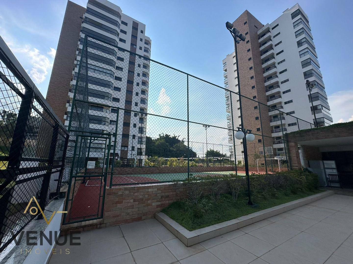 Apartamento à venda com 3 quartos, 193m² - Foto 20