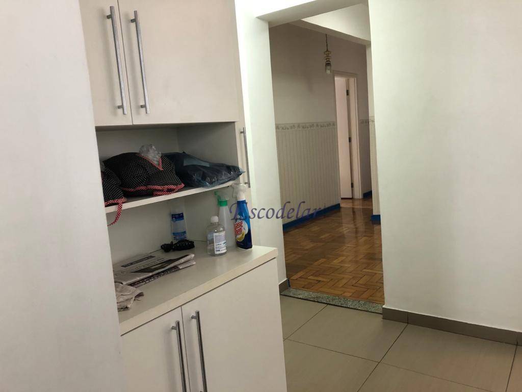 Apartamento à venda com 3 quartos, 210m² - Foto 4