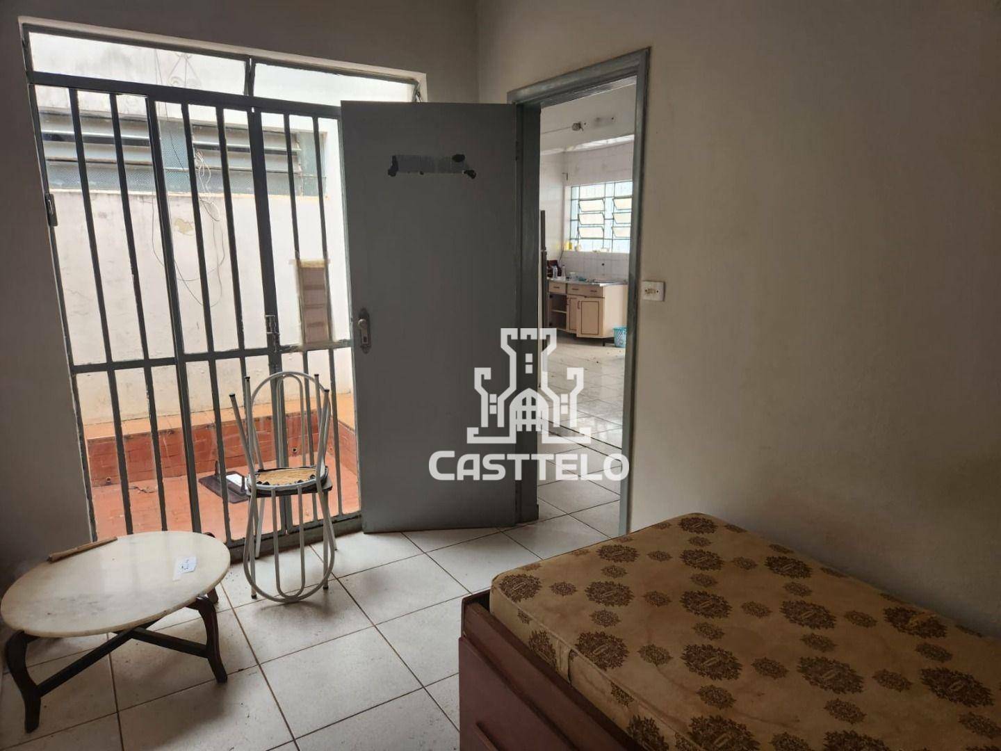 Casa à venda com 5 quartos, 183m² - Foto 10