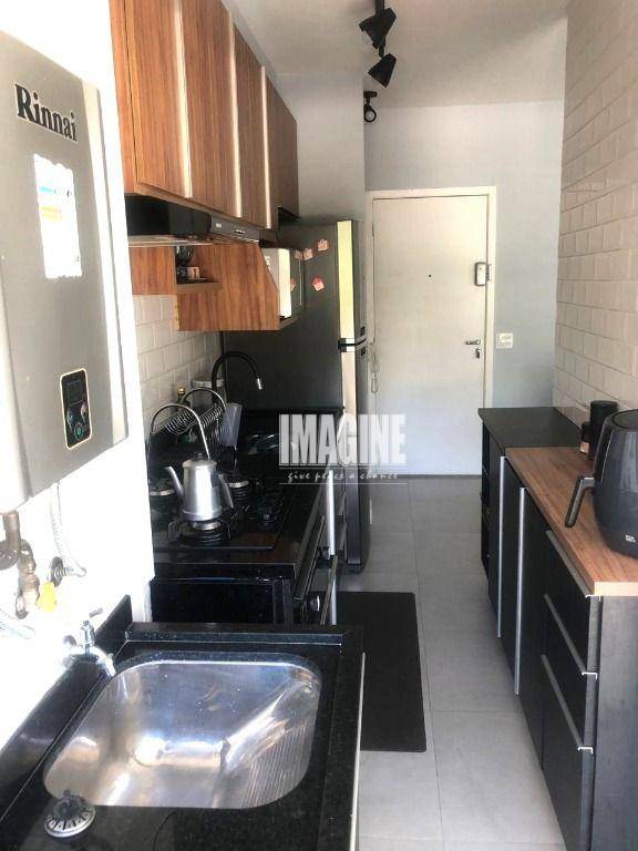 Apartamento à venda com 2 quartos, 54m² - Foto 13