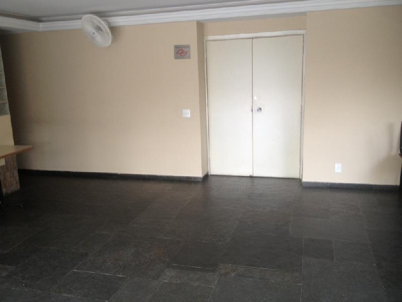 Apartamento à venda com 2 quartos, 90m² - Foto 13