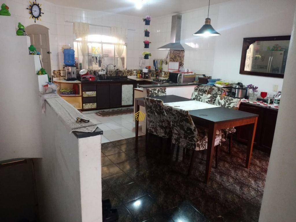 Sobrado à venda com 3 quartos, 233m² - Foto 10