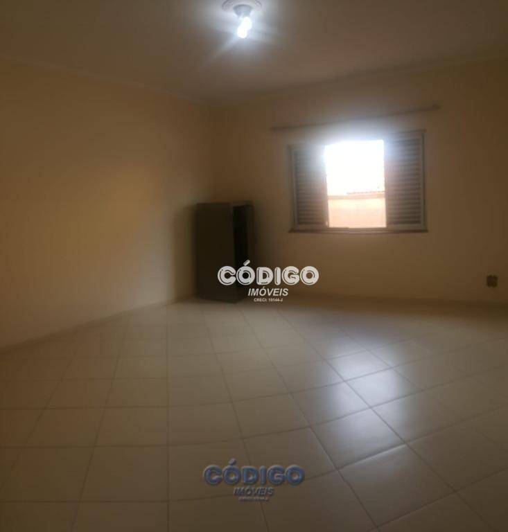 Casa à venda com 2 quartos, 180m² - Foto 16