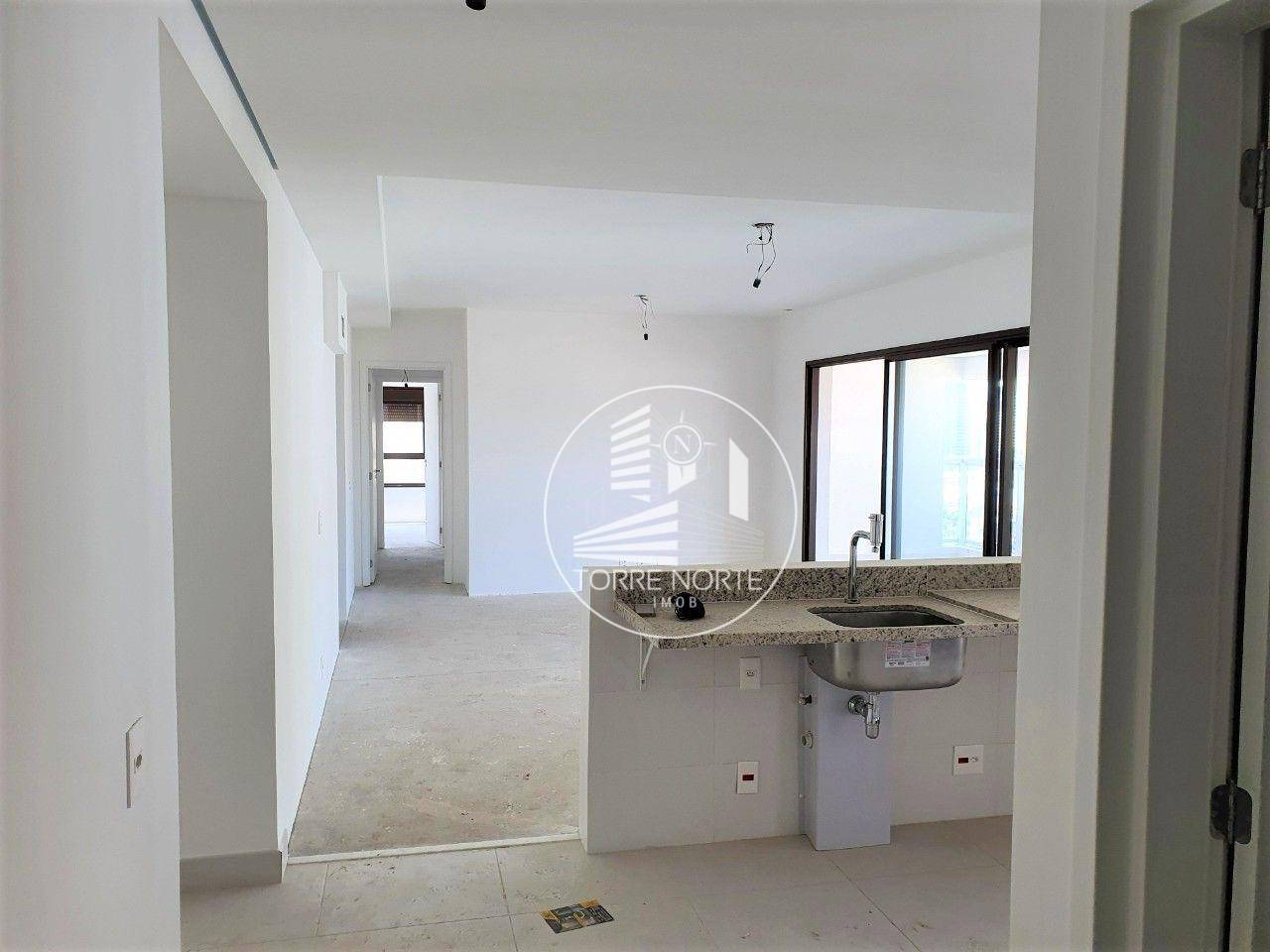 Apartamento à venda com 3 quartos, 137m² - Foto 22