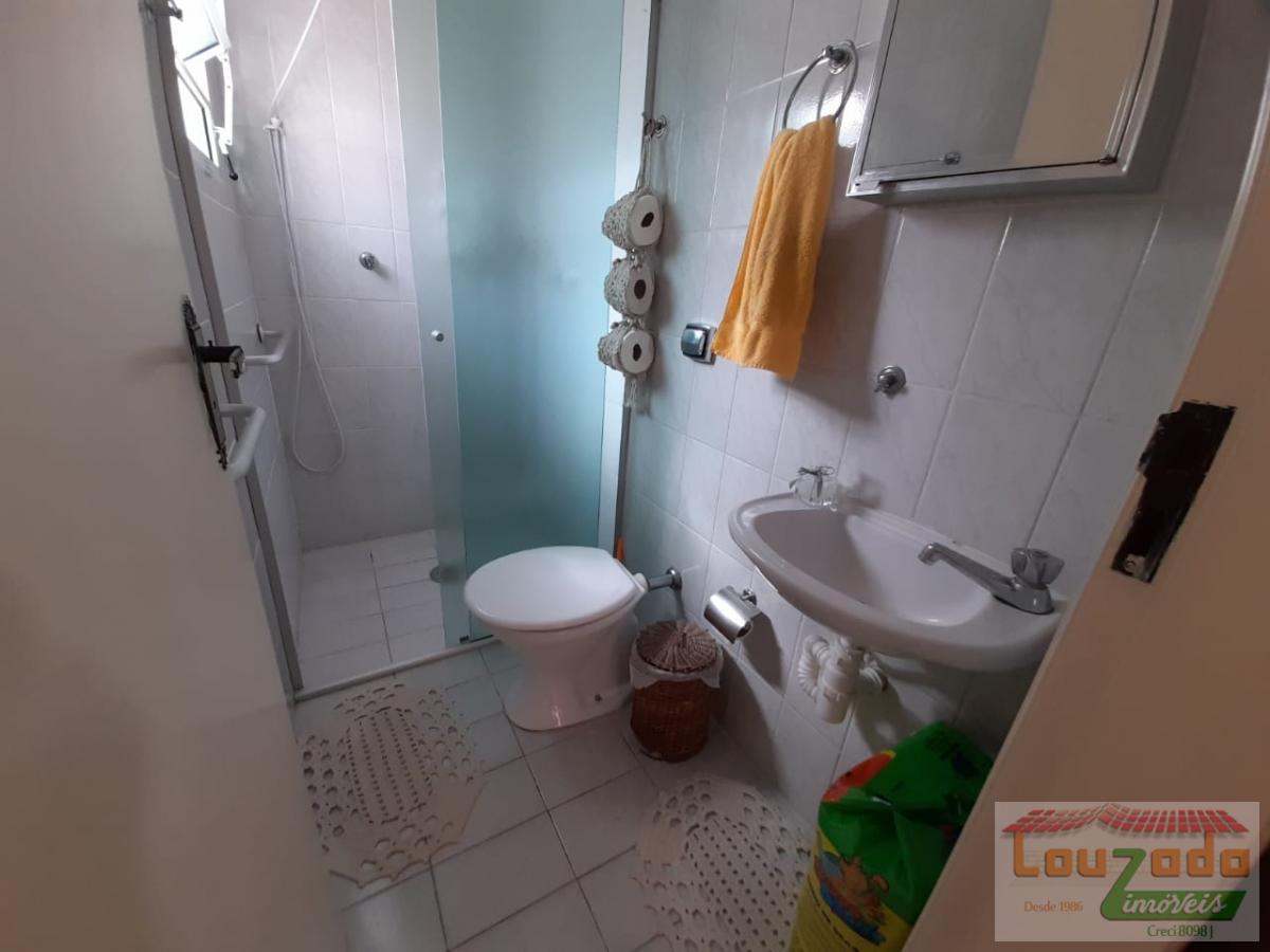 Casa à venda com 3 quartos, 250m² - Foto 22