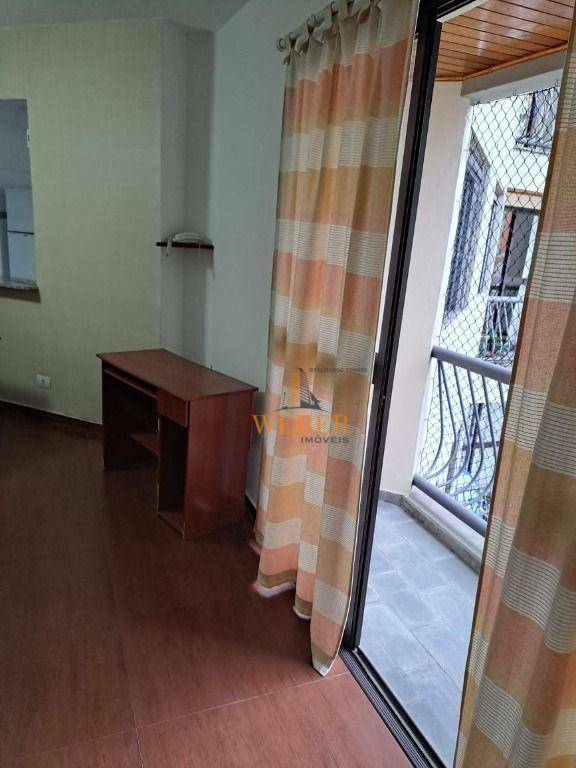 Apartamento para alugar com 2 quartos, 72m² - Foto 32