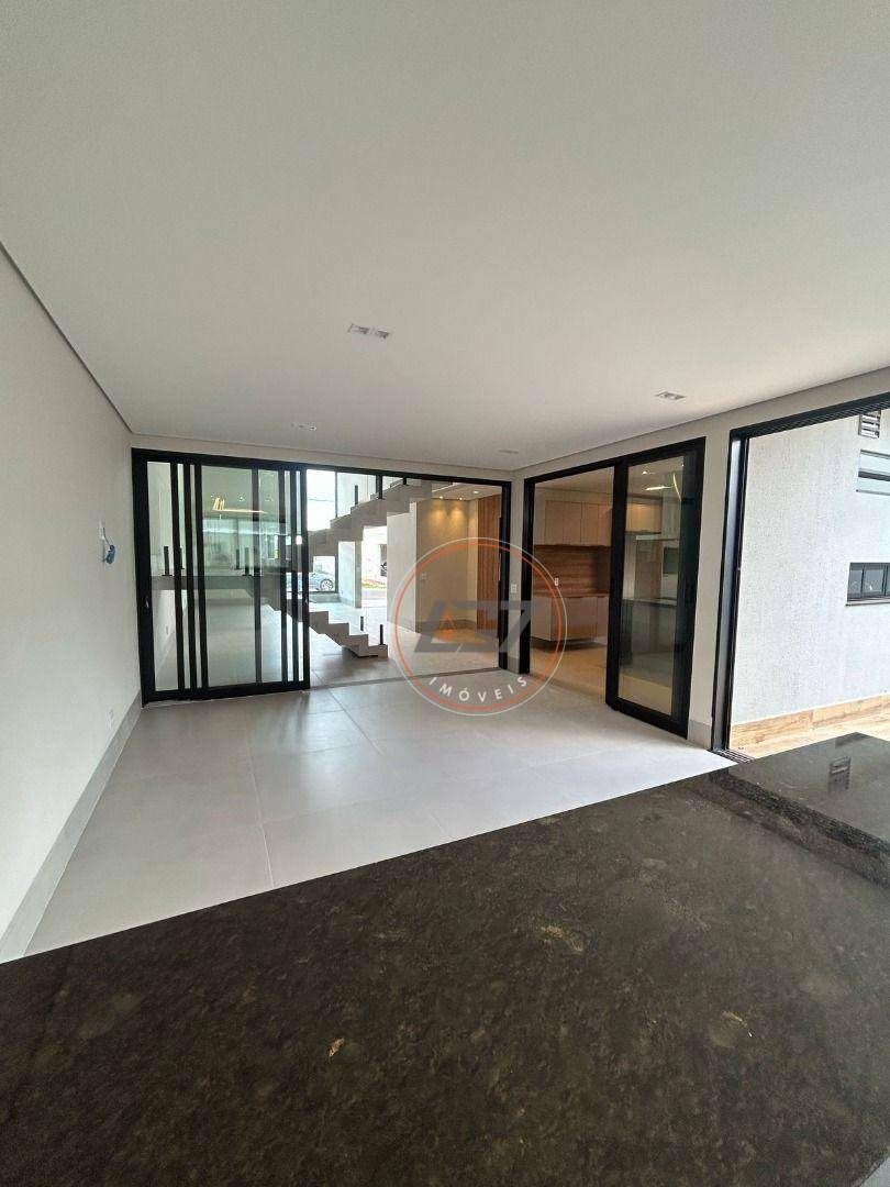Casa de Condomínio para alugar com 3 quartos, 283m² - Foto 6
