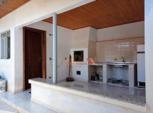 Casa à venda com 4 quartos, 149m² - Foto 3