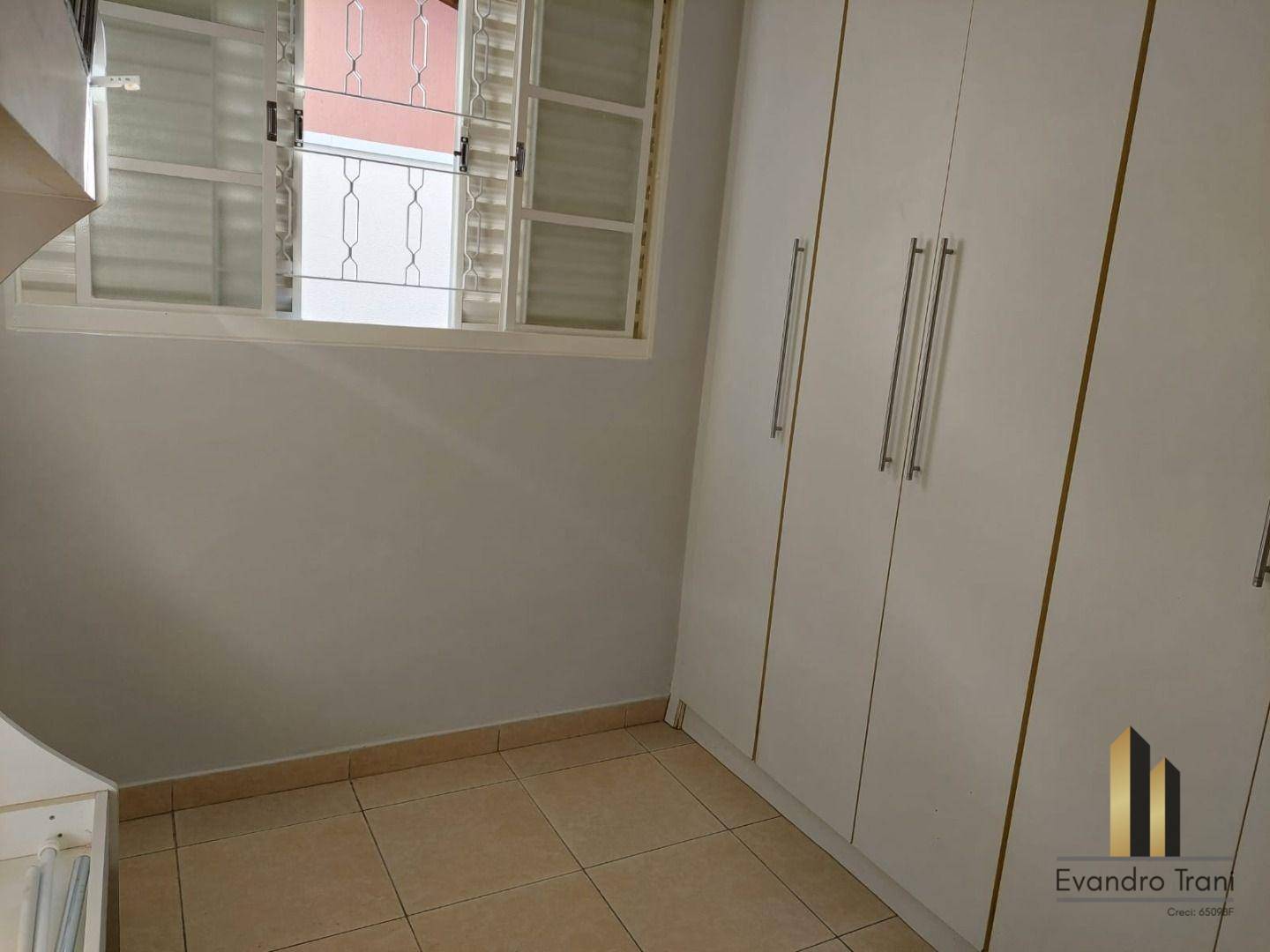 Casa à venda com 2 quartos, 100m² - Foto 7