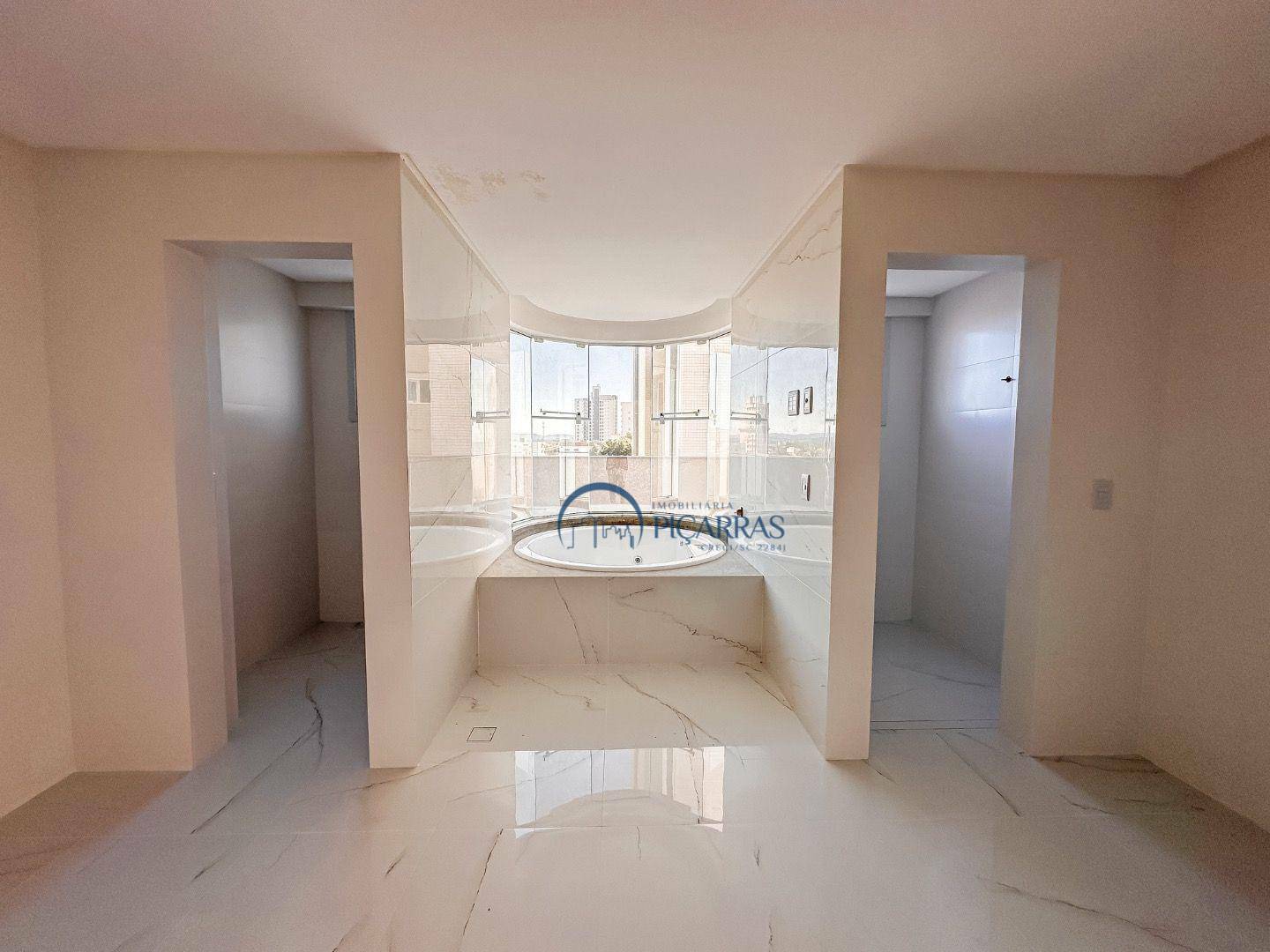 Apartamento à venda com 5 quartos, 284m² - Foto 7