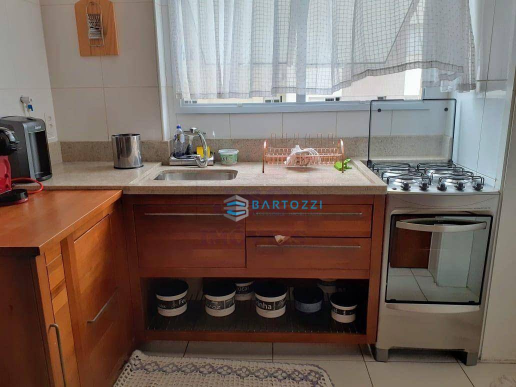 Apartamento à venda com 3 quartos, 105m² - Foto 5