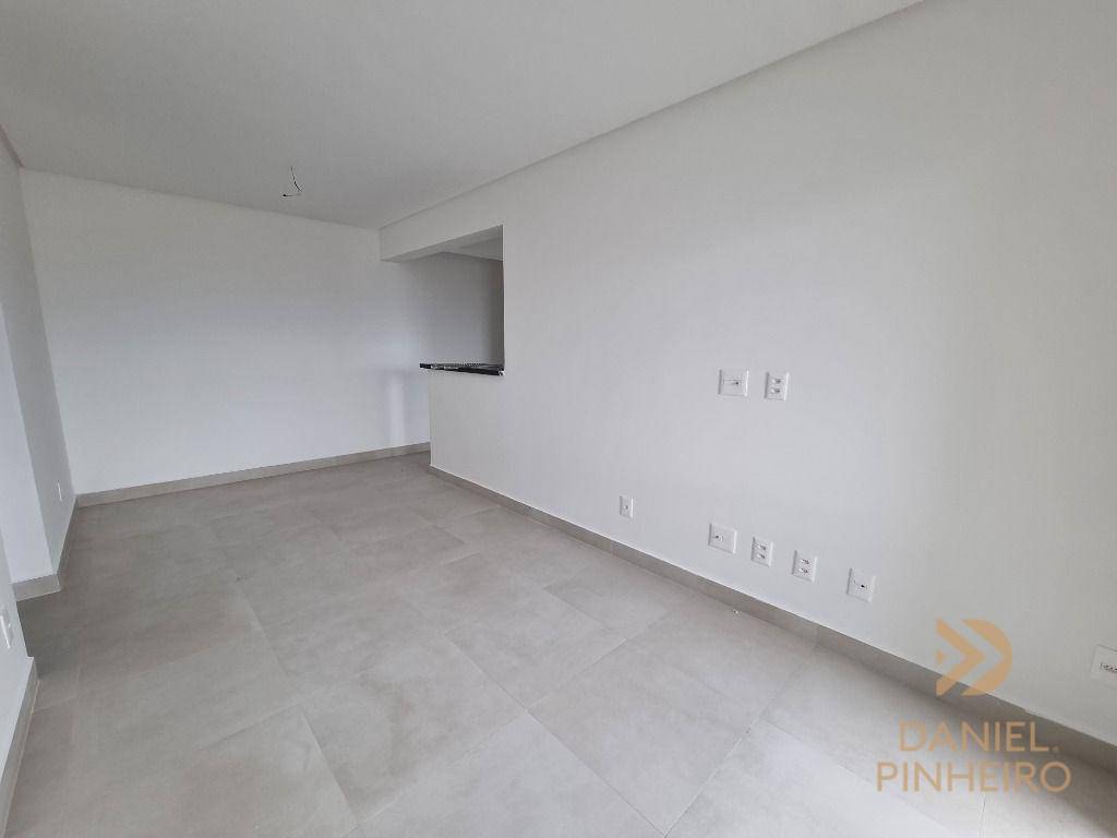 Apartamento à venda com 1 quarto, 57m² - Foto 8