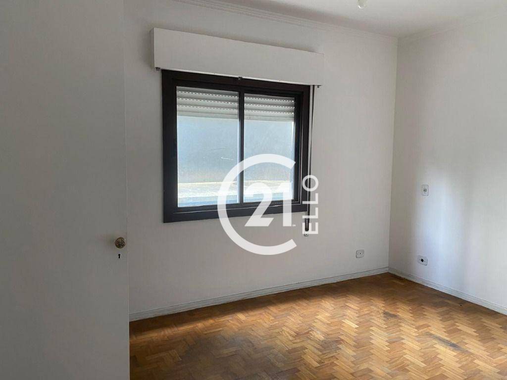 Apartamento para alugar com 3 quartos, 180m² - Foto 10