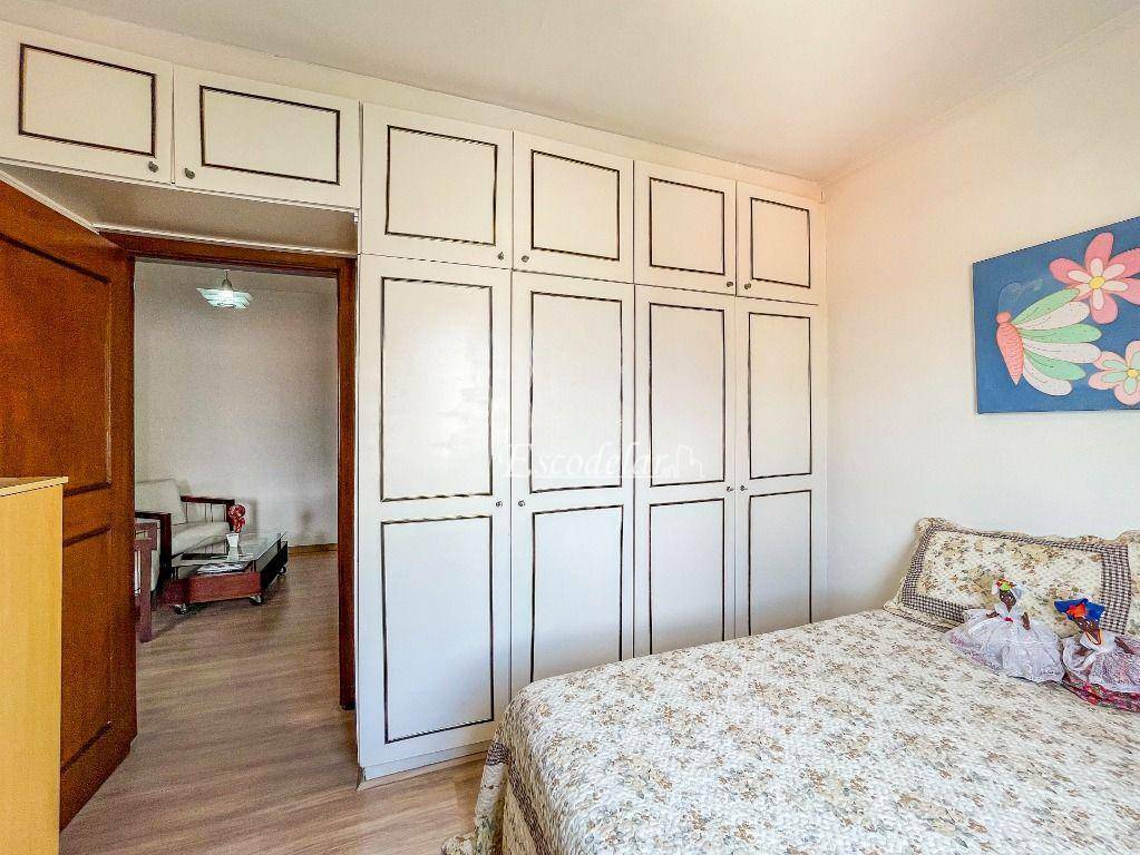 Casa à venda com 4 quartos, 280m² - Foto 19