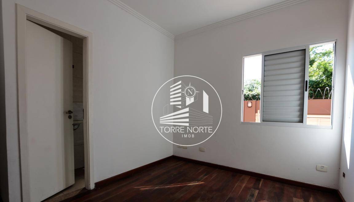 Casa à venda com 4 quartos, 240M2 - Foto 7