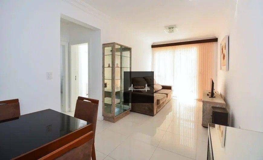 Apartamento à venda com 3 quartos, 137m² - Foto 6