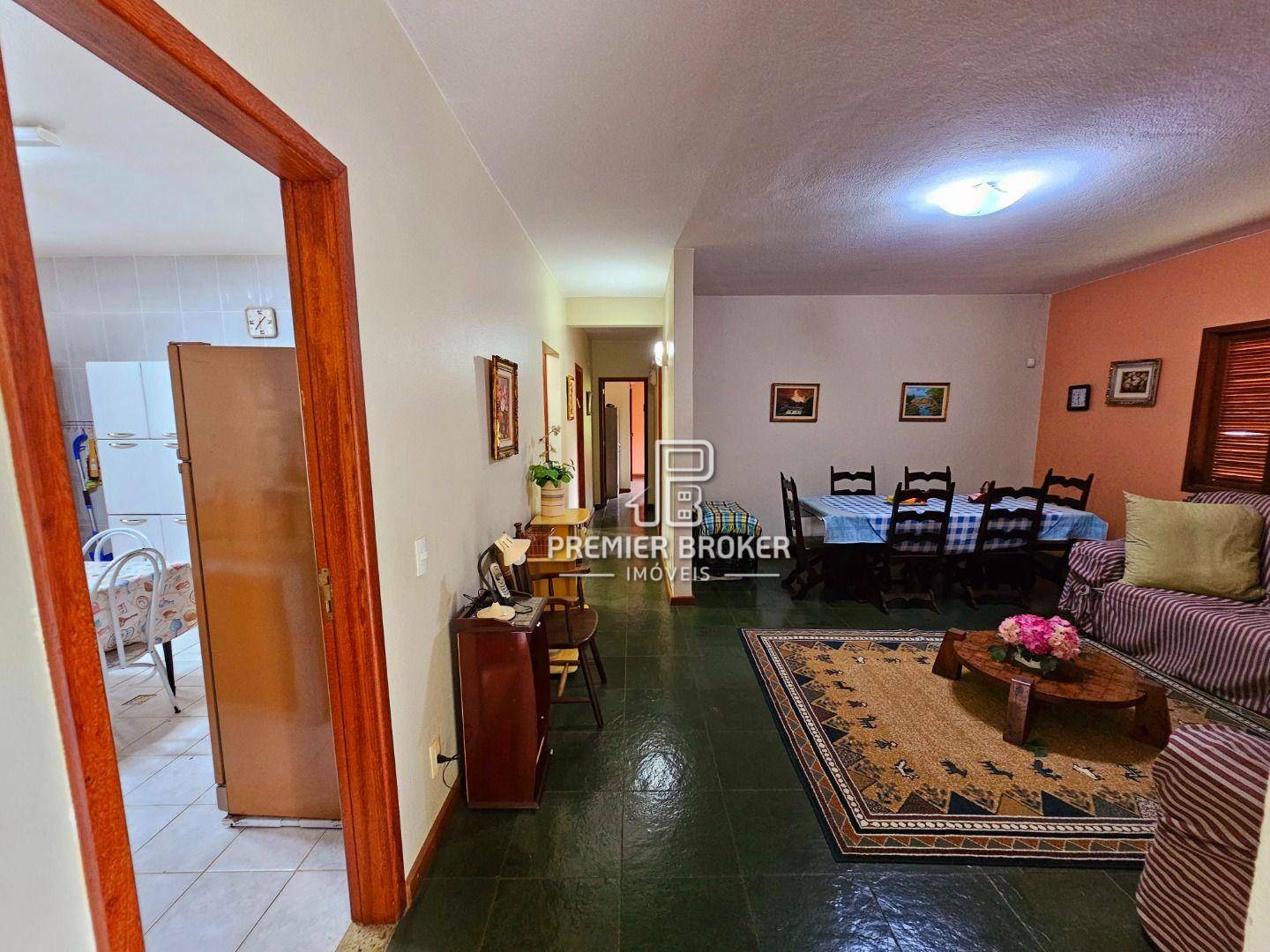 Casa à venda com 4 quartos, 350m² - Foto 5