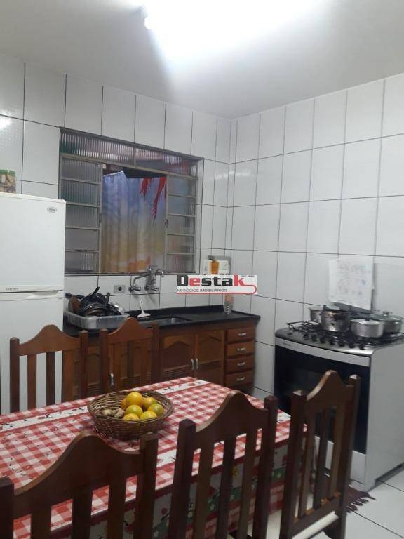 Sobrado à venda com 3 quartos, 63m² - Foto 3