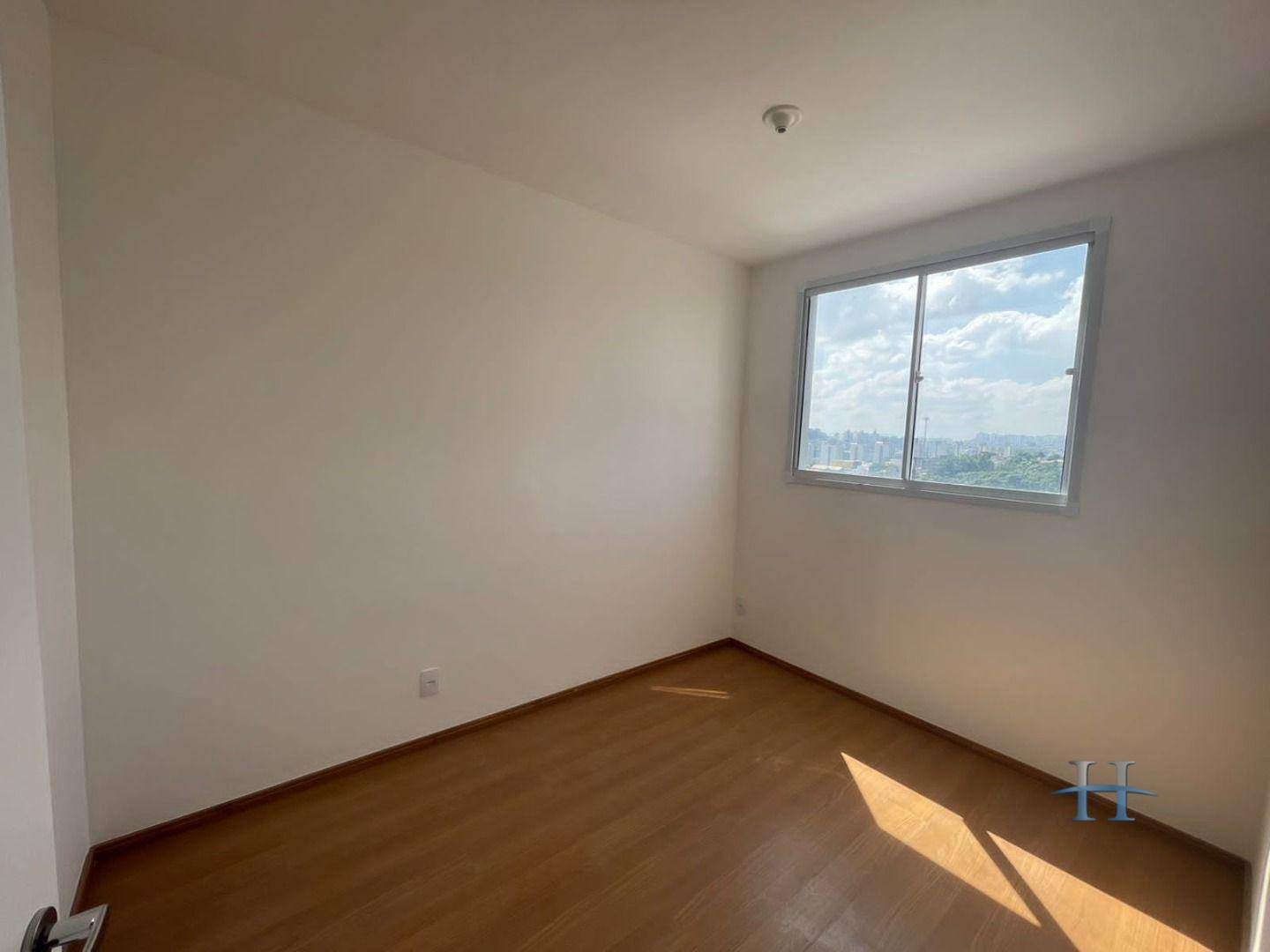 Apartamento para alugar com 2 quartos, 42m² - Foto 6