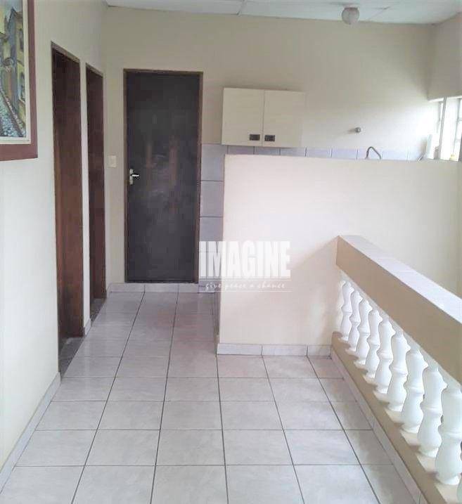 Sobrado à venda com 5 quartos, 200m² - Foto 5