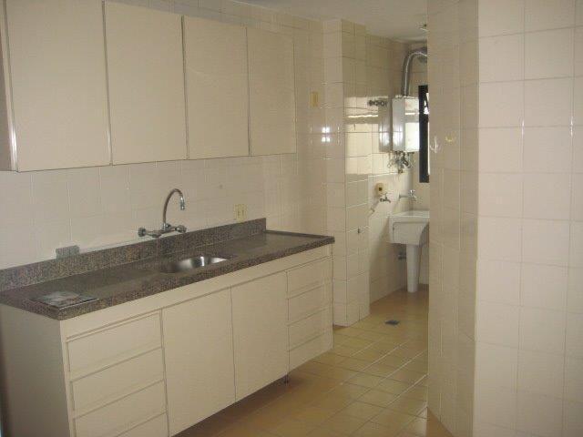 Apartamento para alugar com 2 quartos, 90m² - Foto 15