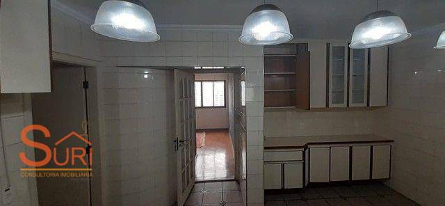 Apartamento à venda com 3 quartos, 214m² - Foto 10