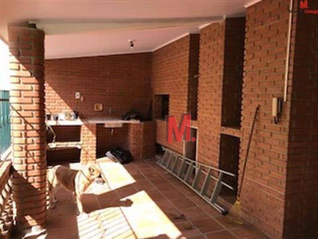 Casa à venda com 3 quartos, 290m² - Foto 10