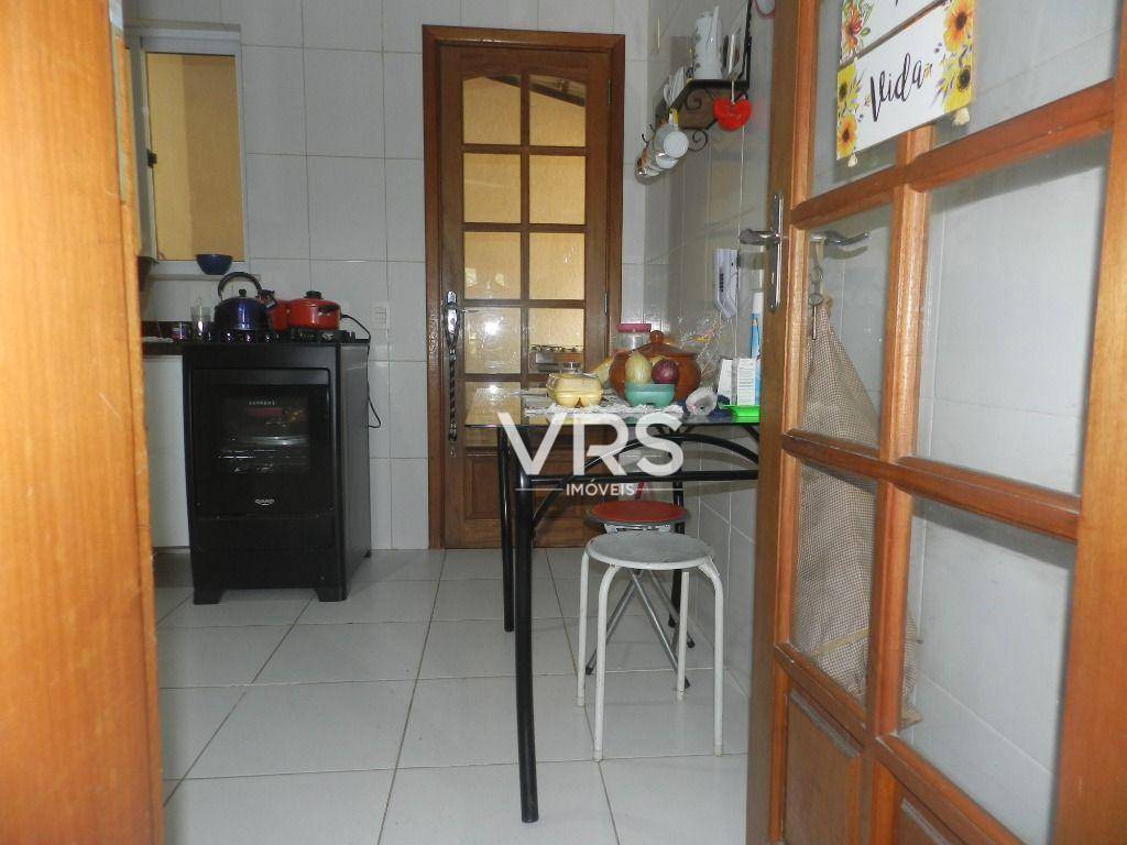 Casa de Condomínio à venda com 3 quartos, 106m² - Foto 10