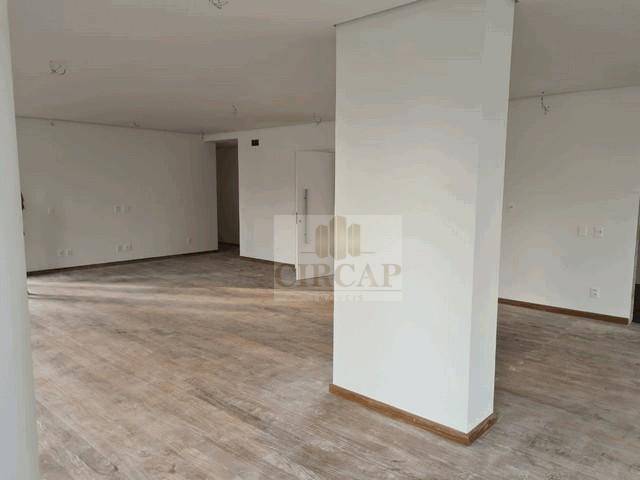 Apartamento à venda com 3 quartos, 205m² - Foto 5