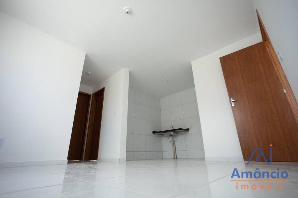 Apartamento à venda com 2 quartos, 45m² - Foto 10