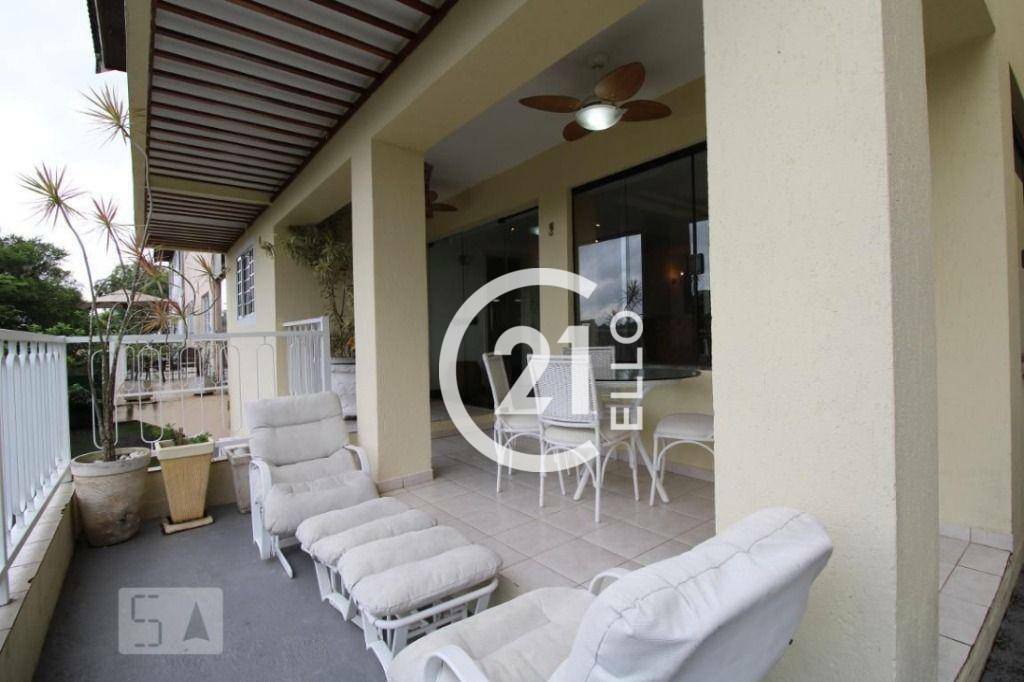 Casa de Condomínio à venda e aluguel com 4 quartos, 700m² - Foto 29