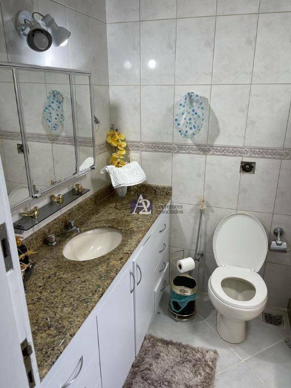 Casa à venda com 5 quartos, 280m² - Foto 46