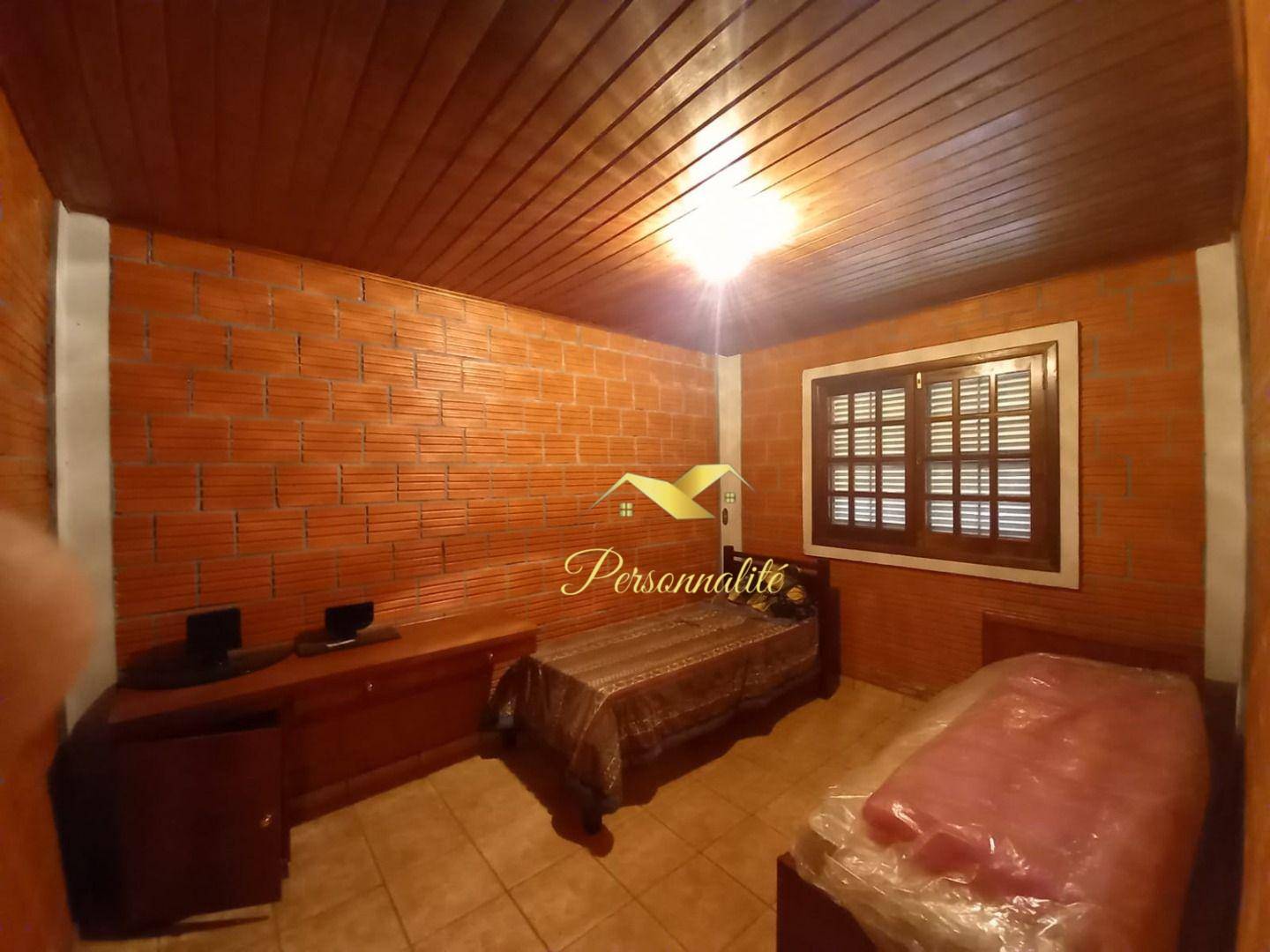 Chácara à venda com 5 quartos, 320m² - Foto 17