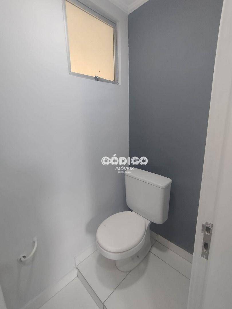 Apartamento para alugar com 3 quartos, 64m² - Foto 17