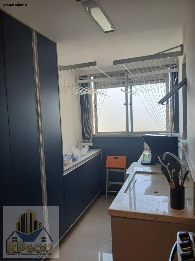 Apartamento à venda com 3 quartos, 70m² - Foto 4