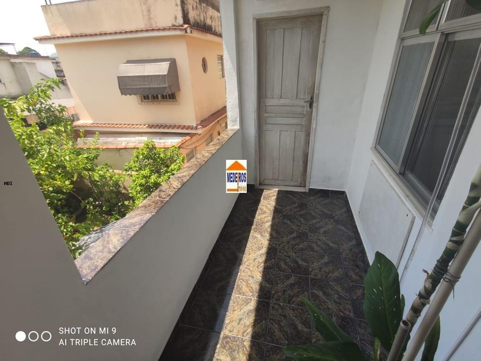 Casa à venda com 4 quartos, 200m² - Foto 18