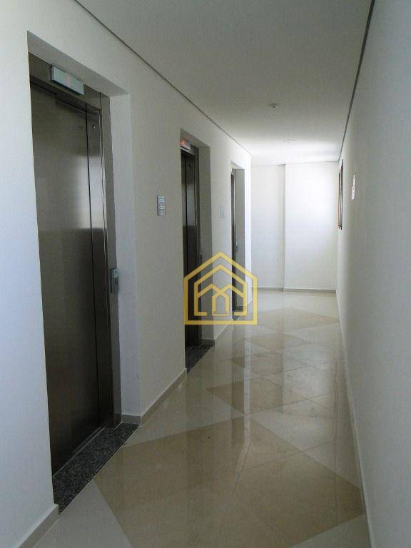 Apartamento à venda com 2 quartos, 68m² - Foto 10