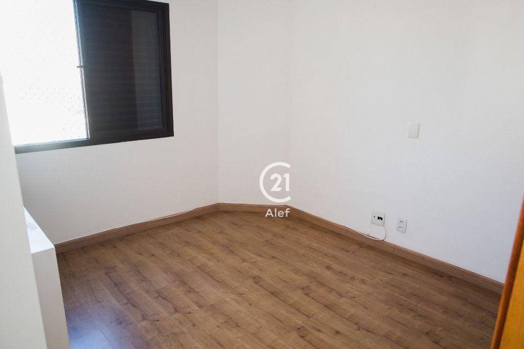 Apartamento à venda com 3 quartos, 154m² - Foto 29